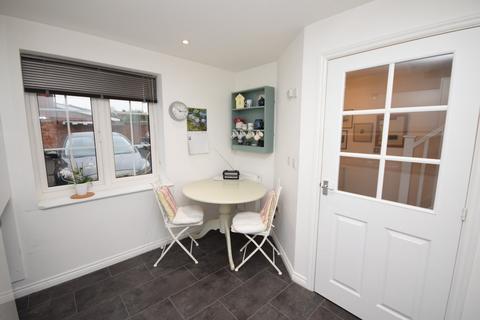 3 bedroom semi-detached house for sale, Montague Mews, Farnham, Surrey, GU9