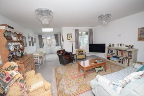 3 bedroom semi-detached house for sale, Montague Mews, Farnham, Surrey, GU9