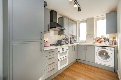 2 bedroom flat to rent, Copenhagen Street, London N1