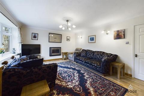 4 bedroom detached house for sale, Vicarage Road, Stoke-On-Trent ST10