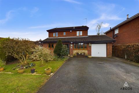 4 bedroom detached house for sale, Vicarage Road, Stoke-On-Trent ST10