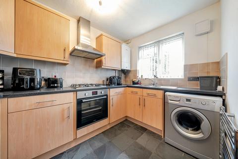 121 Lowdell Close, Yiewsley, West Drayton, UB7 8BA