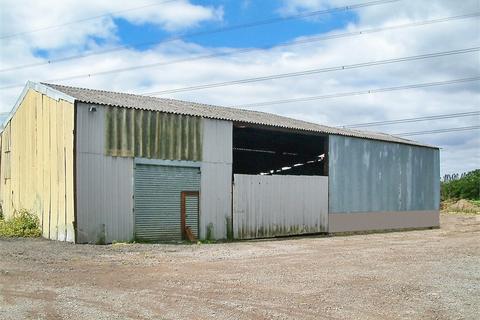 13 bedroom property with land for sale, Nr Brill, Oxfordshire.