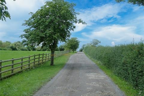 13 bedroom property with land for sale, Nr Brill, Oxfordshire.