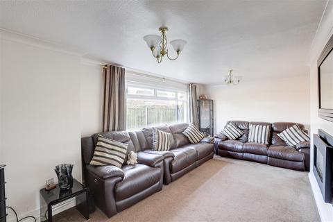 3 bedroom semi-detached house for sale, Mere Close, Calverton NG14