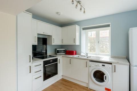 4 bedroom apartment to rent, Champion Square, Bristol BS2