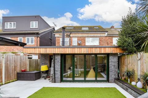 3 bedroom semi-detached house for sale, Lanthorne Road, Broadstairs CT10