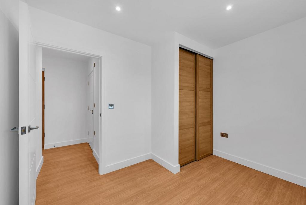 Bedroom #1