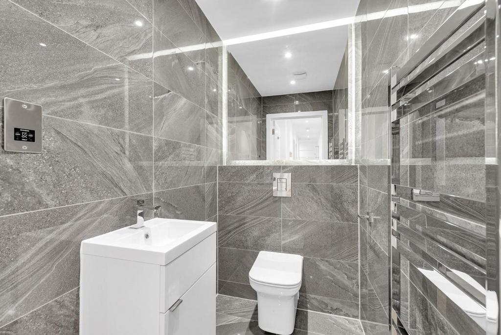 Bathroom #2