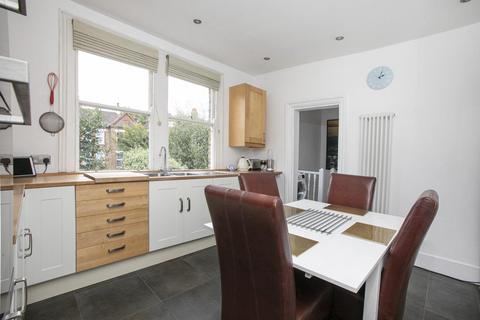 3 bedroom flat for sale, Niederwald Road, Sydenham, London, SE26