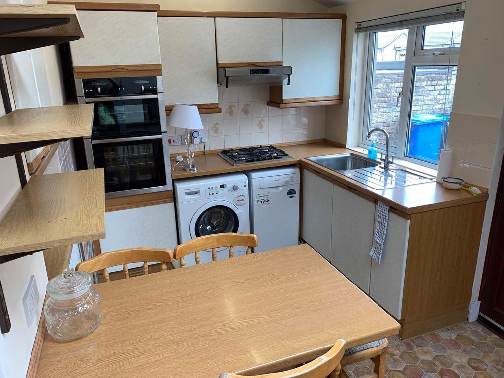 Kitchen 1