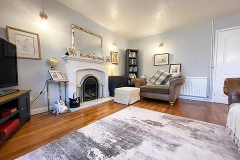 131 Overdale Road, Romiley, Stockport, SK6 3EN