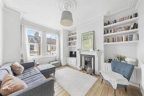 2 bedroom flat for sale, Princess May Road, London