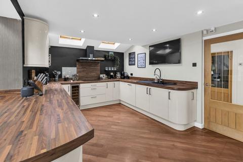 8 Clark Grove, Stannington, Sheffield, S6 6AY