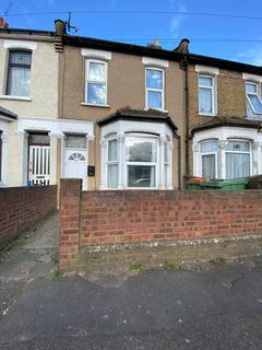 3 bedroom terraced house for sale, Nine Acres Close, E12