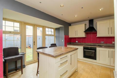 4 bedroom townhouse for sale, The Rowick, Wakefield WF2