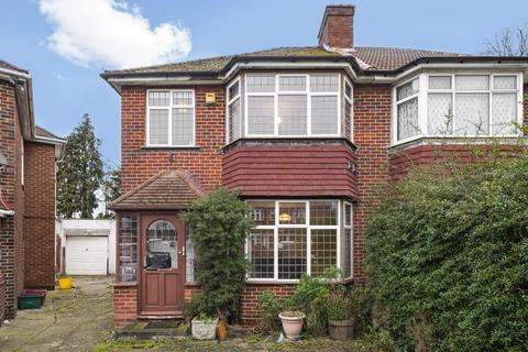 3 bedroom semi-detached house for sale, Avenue Crescent, Hounslow TW5