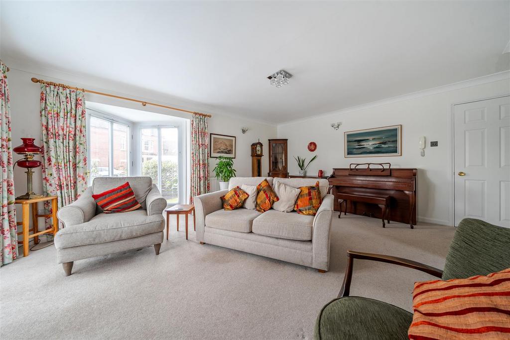 Living room ii h.jpg