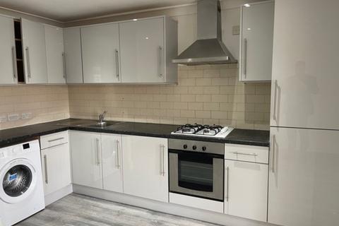 2 bedroom flat to rent, Croydon CR0