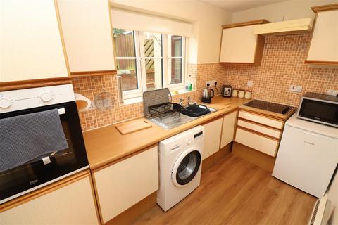 2 bedroom retirement property for sale, Russell Court, Rushden NN10