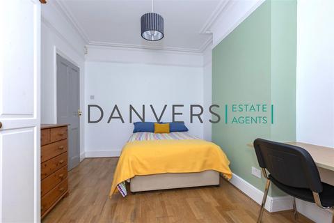 4 bedroom terraced house to rent, Norman Street, Leicester LE3
