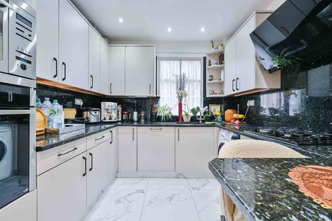 3 bedroom flat for sale, Montagu Square, Marylebone, London, W1H