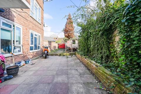 19 Mason Close, London, E16 1LF
