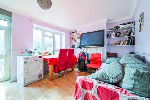 19 Mason Close, London, E16 1LF