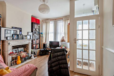 2 bedroom maisonette for sale, Welbeck Road, Barnet, EN4 8