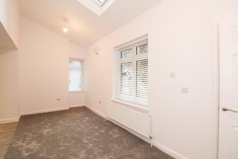 1 bedroom flat to rent, Chapeltown, Pudsey, West Yorkshire, LS28