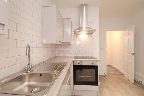 1 bedroom flat to rent, Chapeltown, Pudsey, West Yorkshire, LS28