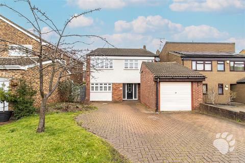 4 bedroom detached house for sale, The Durdans, Basildon SS16