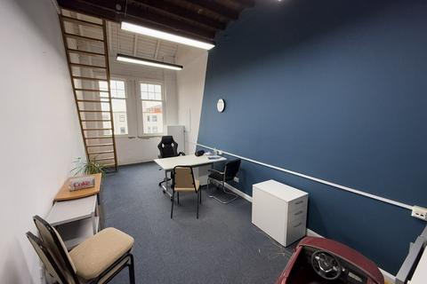 Office to rent, Druid Street, Hinckley, Leicestershire, LE10 1QH