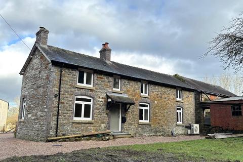 4 bedroom detached house to rent - Llandinam, Powys, SY17