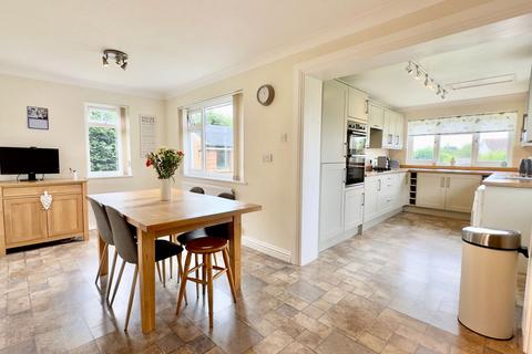Gwavas Bodinnick Road, St Tudy, Bodmin, PL30 3NX