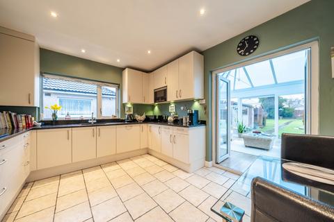 7 Greenways, Over Kellet, Carnforth, LA6 1DE