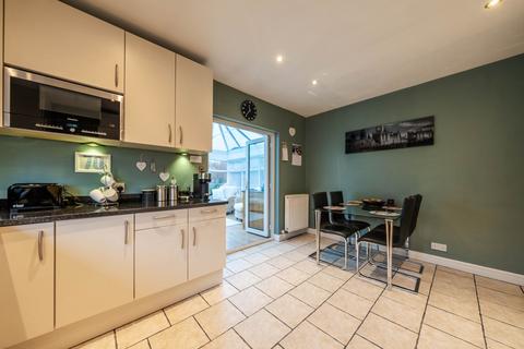 7 Greenways, Over Kellet, Carnforth, LA6 1DE