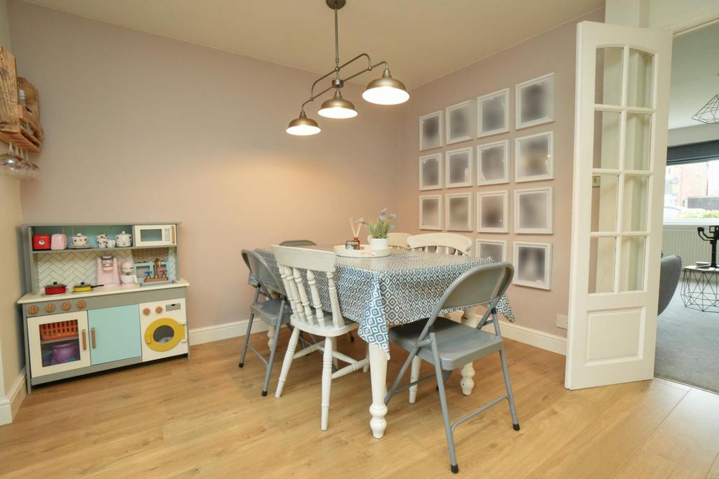 Dining Kitchen