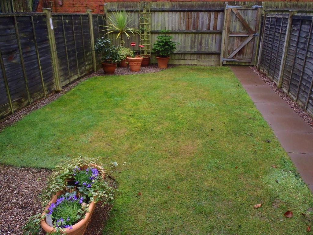 Rear Garden 2.JPG
