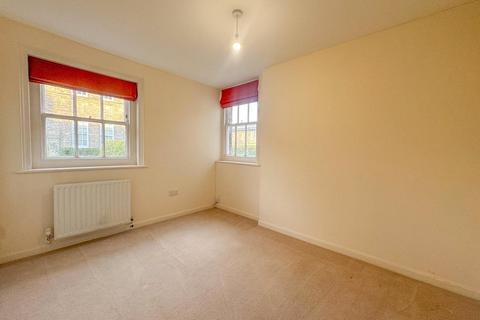 3 bedroom townhouse to rent, White Lodge, Heasman Close, Newmarket, CB8