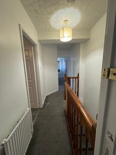 4 bedroom terraced house to rent, King Street, Pontypridd CF37