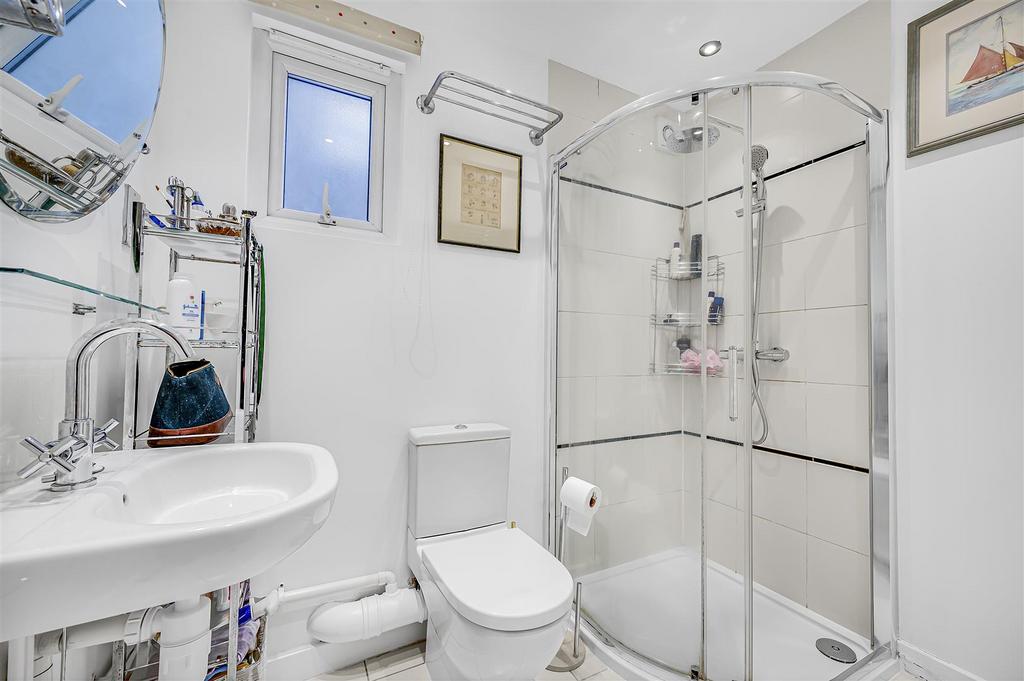 Bathroom 2, Macduff Road, Eden Harper SW11
