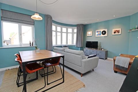 29 Langley Road, Beckenham, BR3 4AE