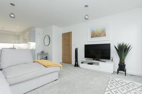 2 bedroom flat for sale, Beach Avenue, Birchington, CT7