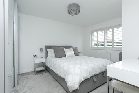 Flat 3, 8 Beach Avenue, Birchington, CT7 9JS
