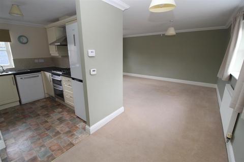 3 bedroom townhouse for sale, Qwysson Avenue, Bury St. Edmunds IP33