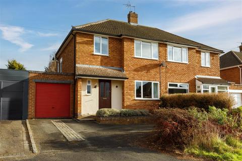 3 bedroom semi-detached house for sale, Stirling Avenue, Leamington Spa CV32