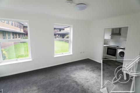 1 bedroom retirement property for sale, St. James Oaks, Trafalgar Road, Gravesend