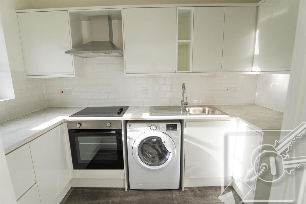 Kitchen: