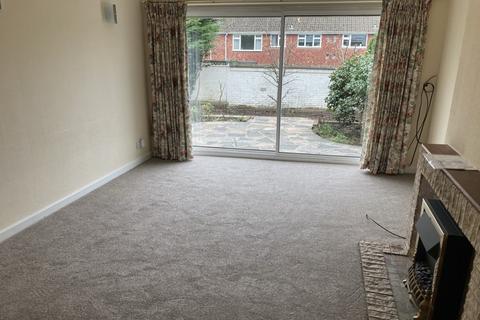 3 bedroom terraced house to rent, LEATHERHEAD